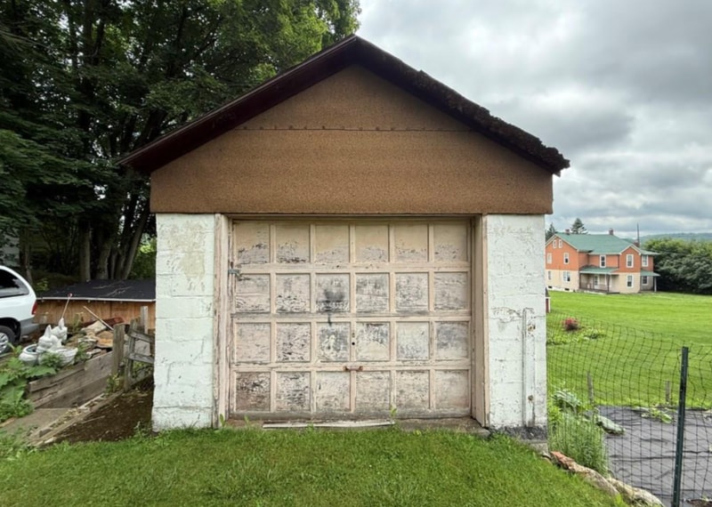 Building Photo - 213 Stone St