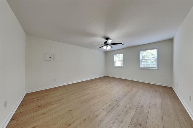 Building Photo - 420 Sable Ct