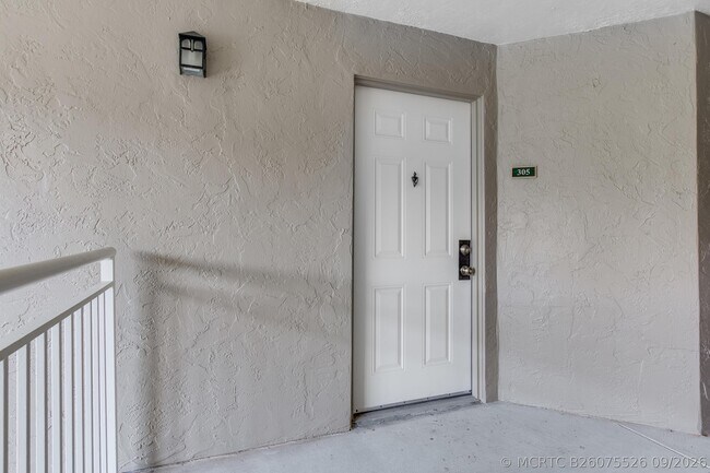 Building Photo - 1740 Palm Cove Blvd