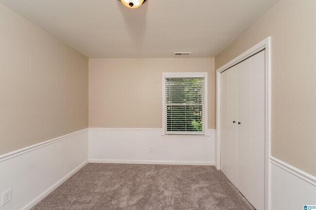 Building Photo - 753 Vaughn Cir