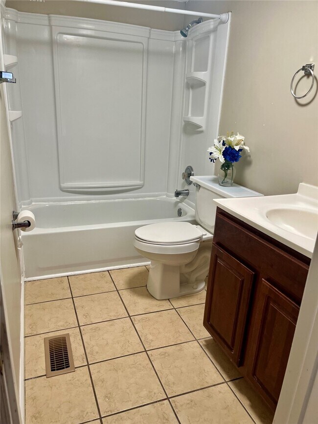 Building Photo - 14512 Cazado Dr