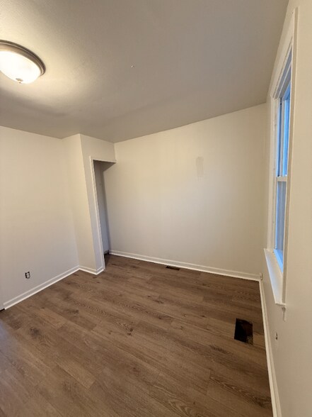 Building Photo - 8468 Timken Ave