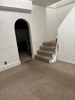 Building Photo - 313 E 2nd St