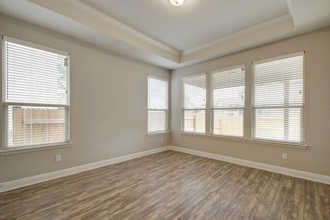 Building Photo - 1051 Kenney Fort Crossing