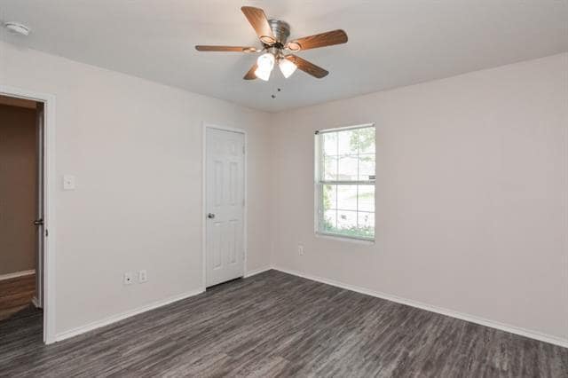 Building Photo - 1444 Sun Breeze Dr