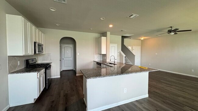 Building Photo - 24634 Bastiani Canvas Ln