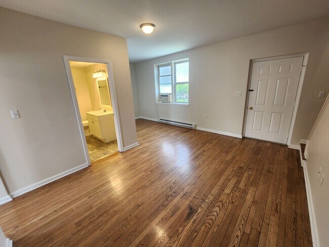 Building Photo - 5176-5178 Greenvillage Road