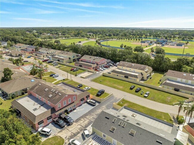 Building Photo - 1028 Universal Rest Pl
