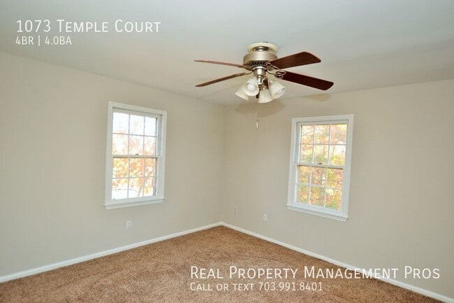 Building Photo - 1073 Temple Ct