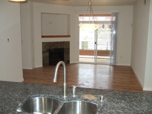 Building Photo - 2BR/2BA Condo @ Park Hill