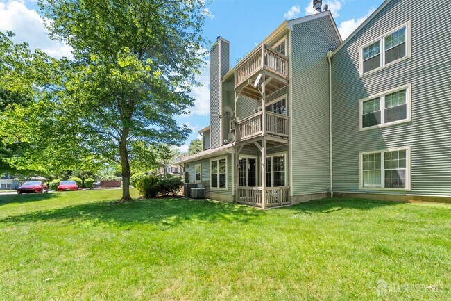 Building Photo - 6111 Cedar Ct