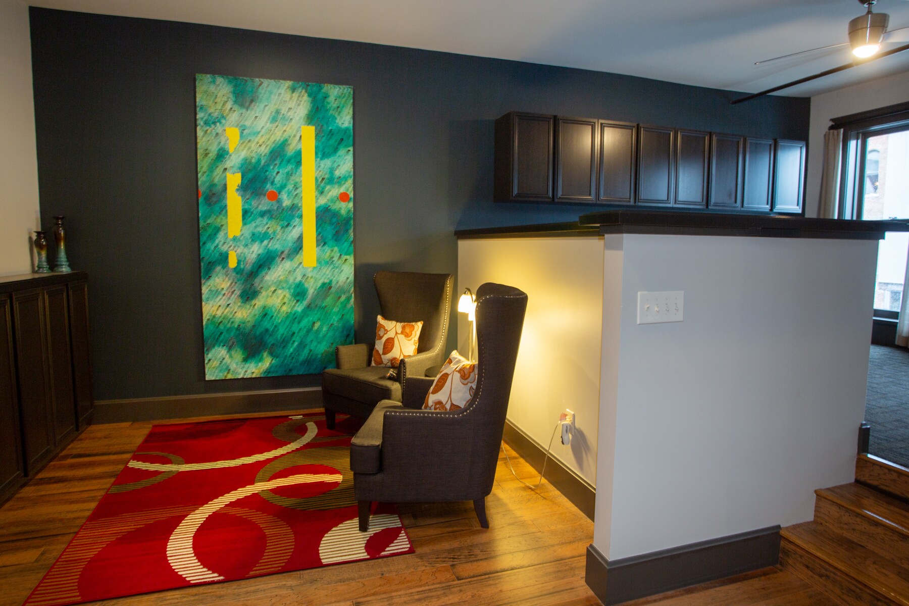 Reading area - 225 E Blaine Ln