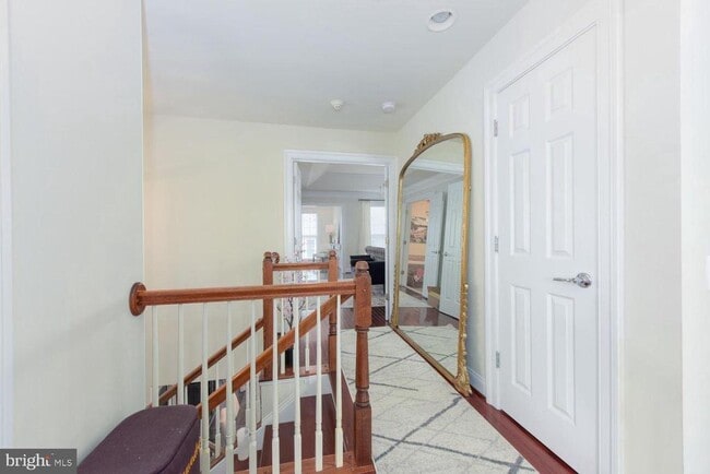 Building Photo - 522 Red Raspberry Terrace SE