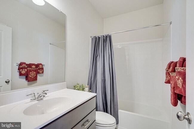 Building Photo - 9536 Barnes Lp