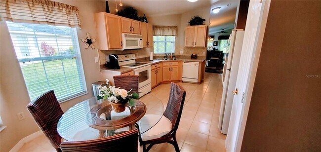 Building Photo - 520 Millifiora Ln