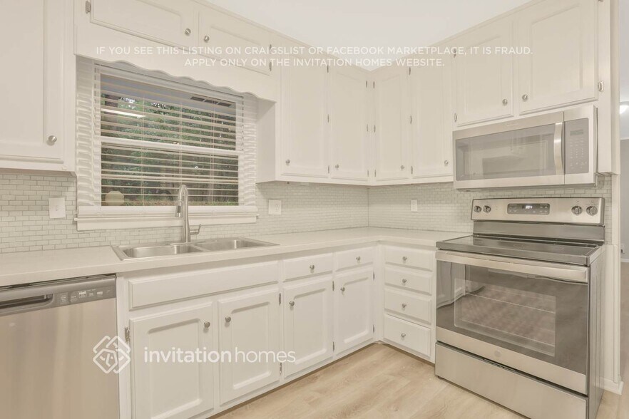 Building Photo - 2175 Zelda Dr NE