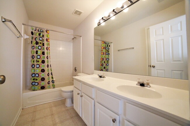 Building Photo - 8305 Grenadier Trl