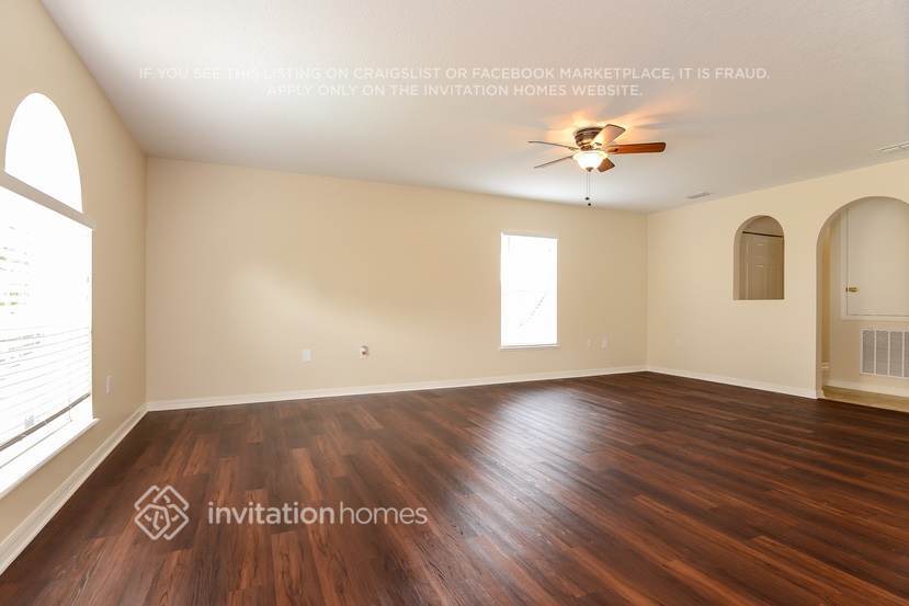 Building Photo - 3309 97th Ln E
