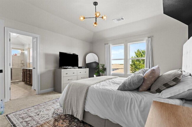 Building Photo - 324 Gaida Loop