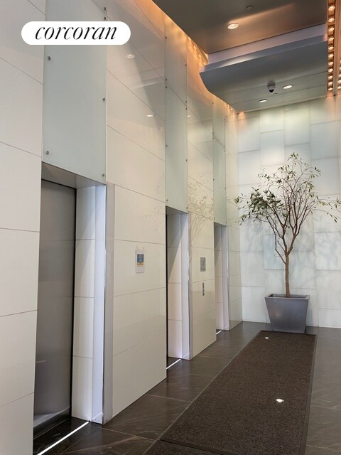 Building Photo - 247 W 46th St