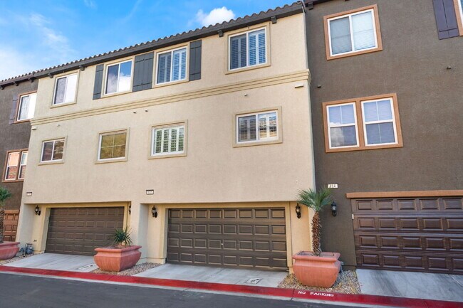 Building Photo - 3 bedroom, 2.5 bathroom Home with a 2 car garage  in  a Gated Community!