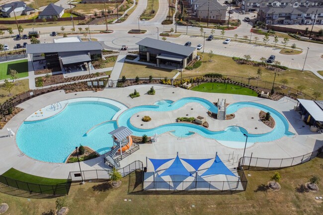 Building Photo - 5815 Linda Cv Ln