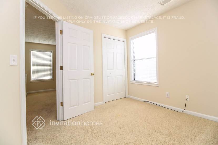 Building Photo - 4246 Tenneyson Ln