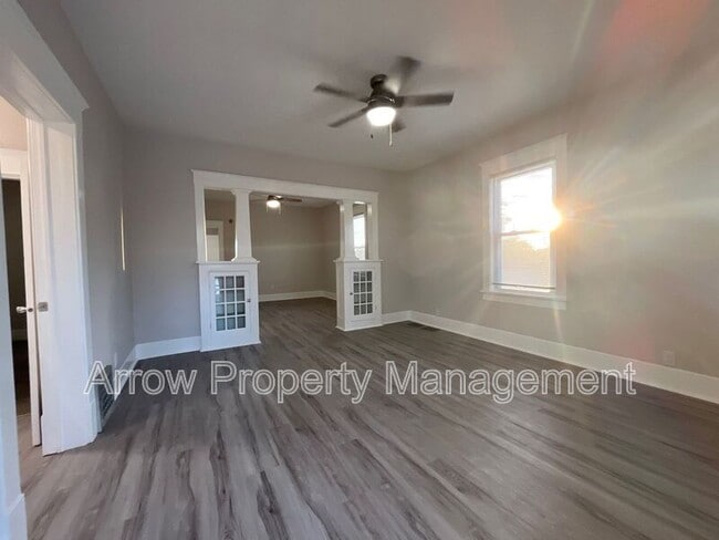 Building Photo - 1201 Charleston St