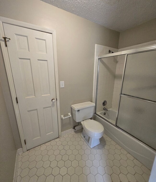 Building Photo - Beautiful 3-Bedroom Home with Bonus Room i...