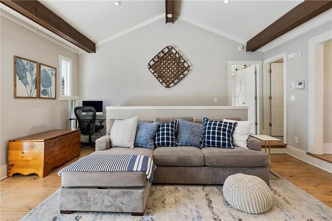 Building Photo - 4035 Lacey Dr