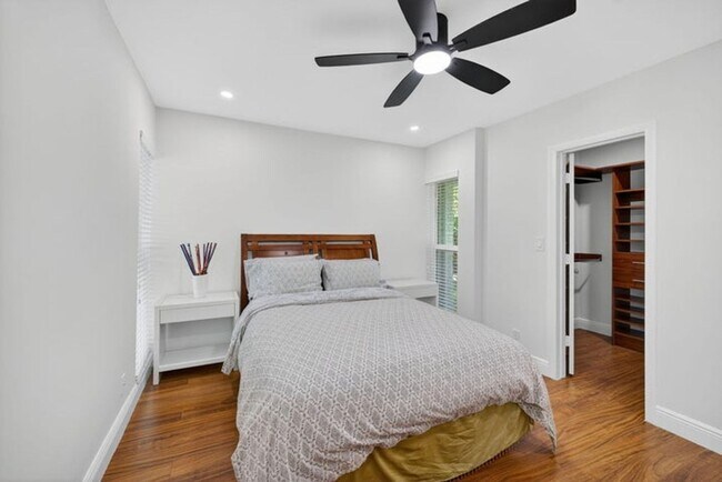 Building Photo - 5503 Bluejack Oak Cir