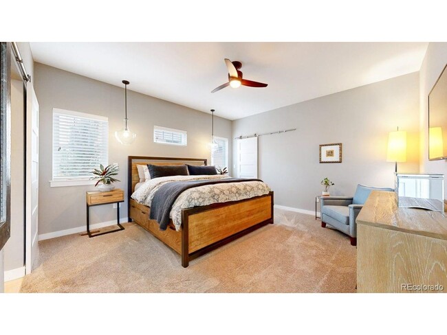 Building Photo - 726 N 6th St