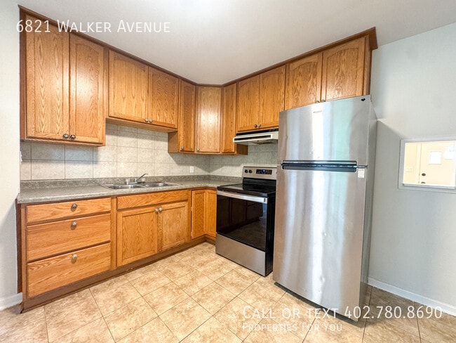 Building Photo - 6821 Walker Ave