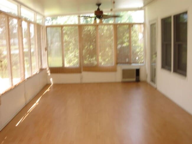 Building Photo - Virginia Beach - Glenwood - 3/4 BR, 3 BA
