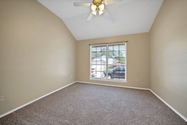 Building Photo - 4308 Elliott Oaks Dr