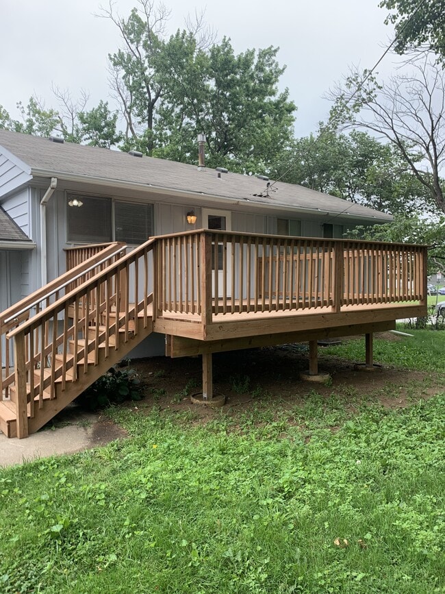Building Photo - 4938 Marshall Dr