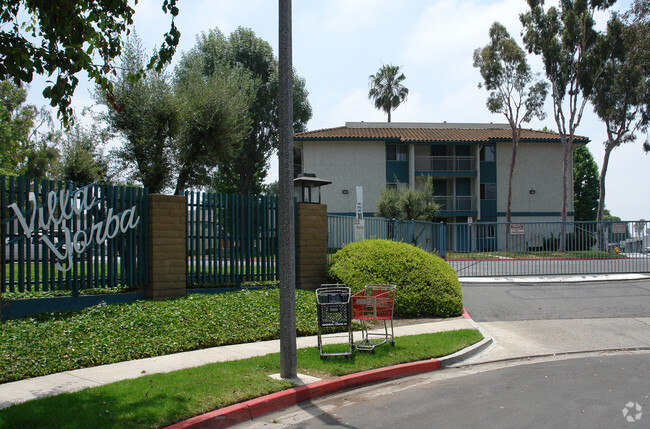 Building Photo - Huntington Villa Yorba Apartments