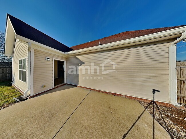 Building Photo - 3304 Monoco Dr