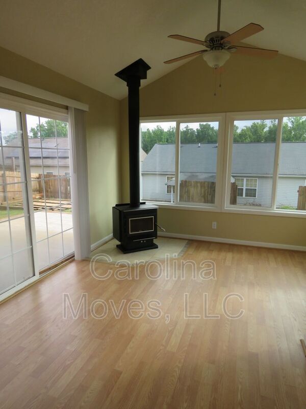 Building Photo - 6 Ivory Arch Ct
