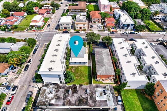 Building Photo - 1572 NW 2nd St