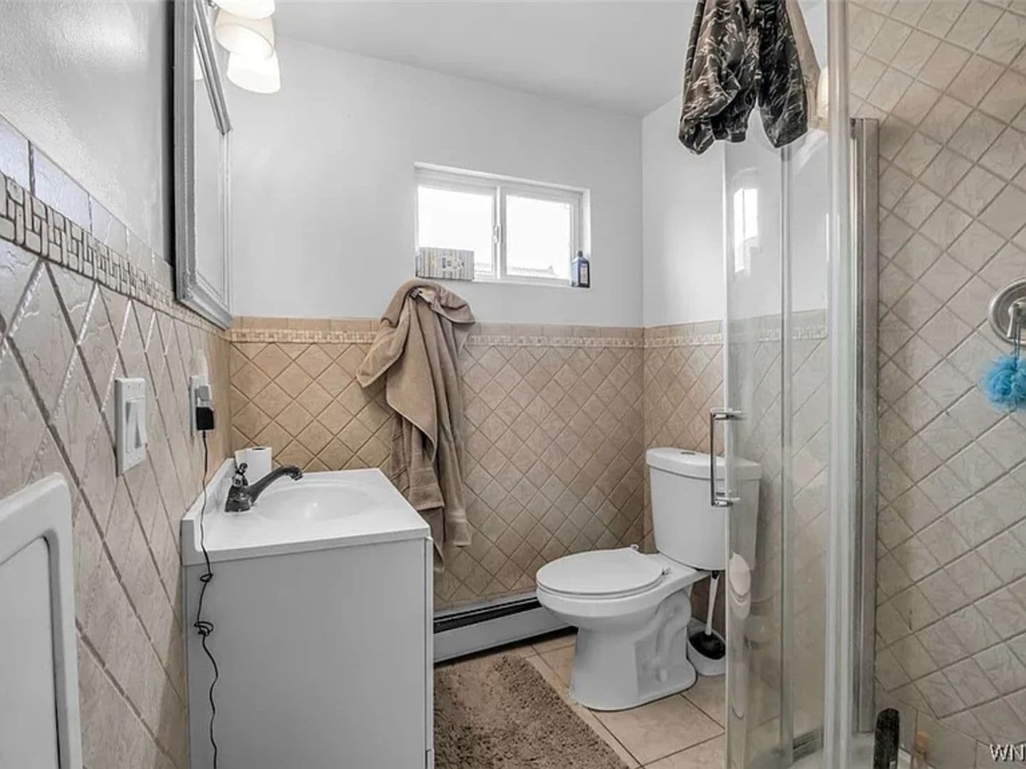 Building Photo - 11 Kaufman Dr