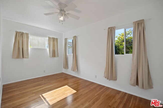 Building Photo - 1451 Armadale Ave