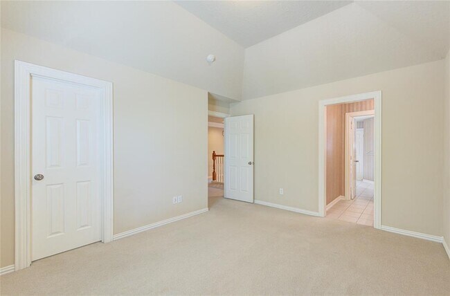 Building Photo - 14214 Cloud Cliff Ln