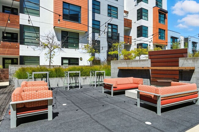 Building Photo - 1155 4th St