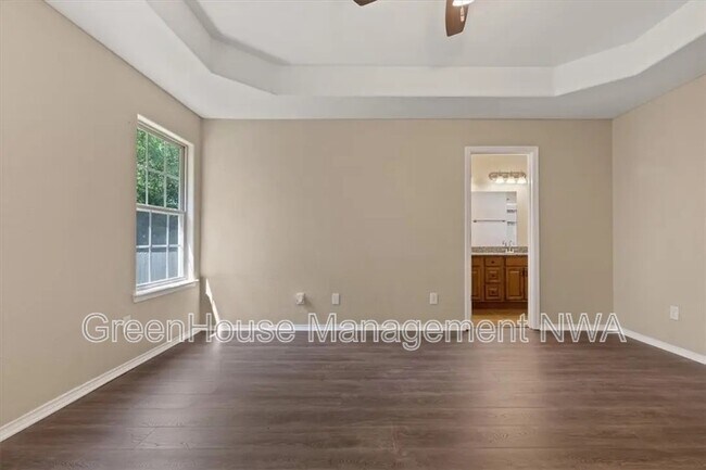 Building Photo - 2705 SW Greensprings Rd