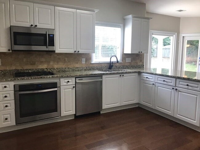 Building Photo - 3525 Montvale Xing