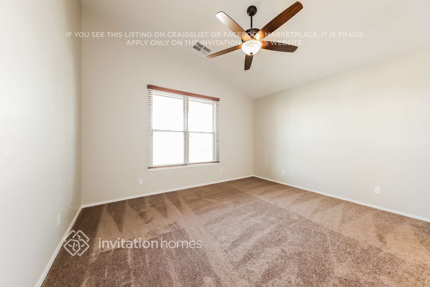 Building Photo - 15032 W Desert Mirage Dr