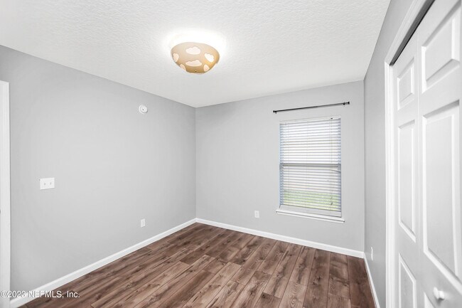 Building Photo - 2167 S Cranbrook Ave