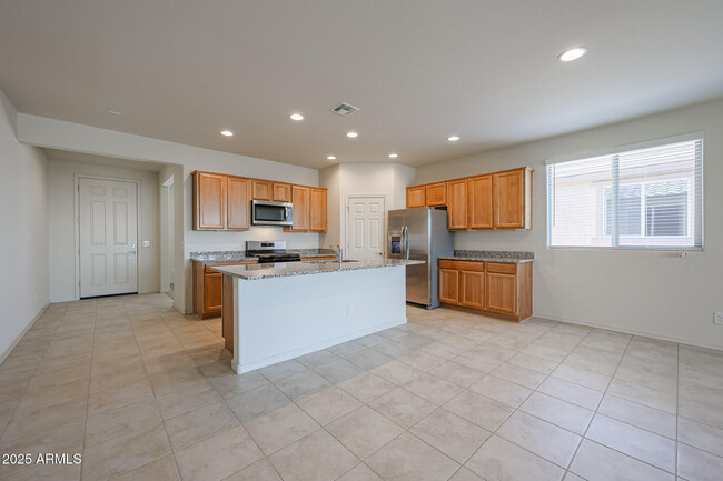 Building Photo - 25345 N 172nd Dr