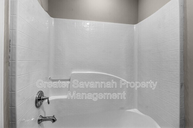 Building Photo - 125 Ventura Pl